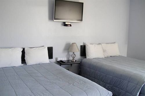 Yankton Broadway Inn מראה חיצוני תמונה